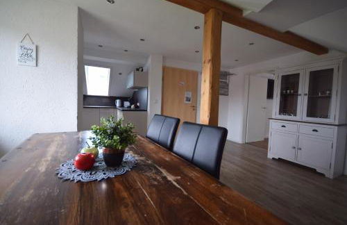 Bimax Neu renovierte, gemütl. 4 Zimmer Dachwohnung - Foto 8