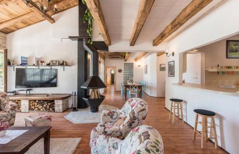 Family Villa Lipica with private pool and jacuzzi - Photo 15