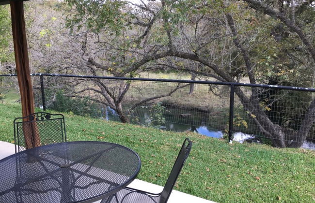 Frio Springs Lodges - Photo 31