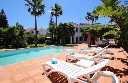 TESS Villa Los Monteros - Photo 1