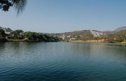 Suíte com Vista para o Lago em Capitólio em Escarpas do Lago - Foto 4