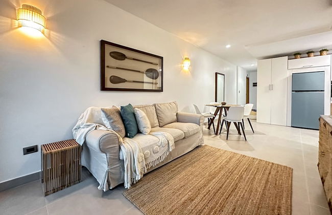 Gorgeous new Beach Apartment - Photo 35