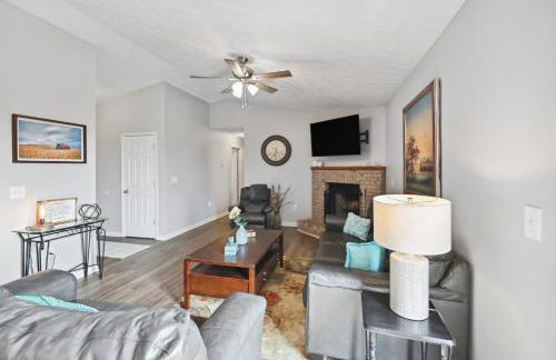 Corinth Getaway with Deck about 11 Mi to Ark Encounter! - Foto 6