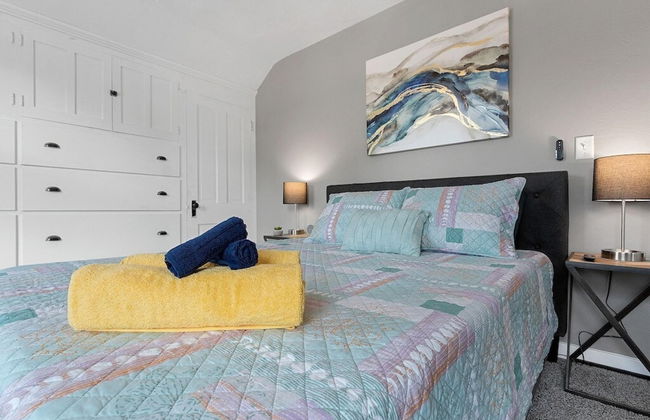 Lazy River Villa - Hottub Fenced Yard Sleeps 11 - Foto 17