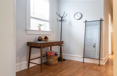 Stylish 4BR with Office Deck Gardens ABODEbucks - Foto 9