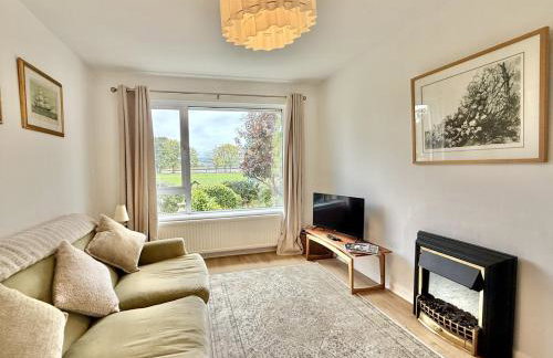 3 Bed Cottage in Central Topsham overlooking the River Exe with Parking - Foto 2