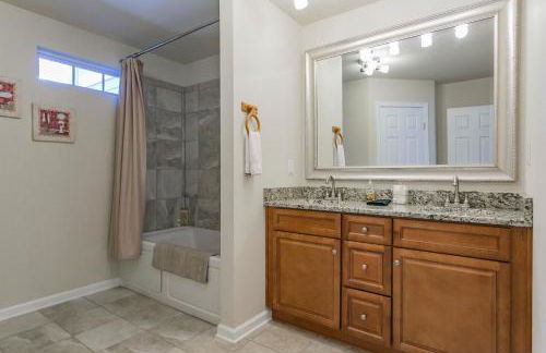 Huge Home For Groups Near Downtown - Foto 32