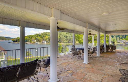 Lake of the Ozarks Haven with Decks, Dock and Kayaks! - Foto 38