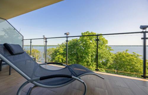 Modern Apartment by the Lake with Parking & Sauna in Zegrze by Noclegi Renters - Foto 32