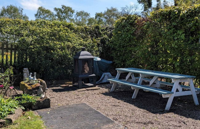 Rustic Log Cabin - Dog Friendly - Sleeps 2 - Views - Foto 27