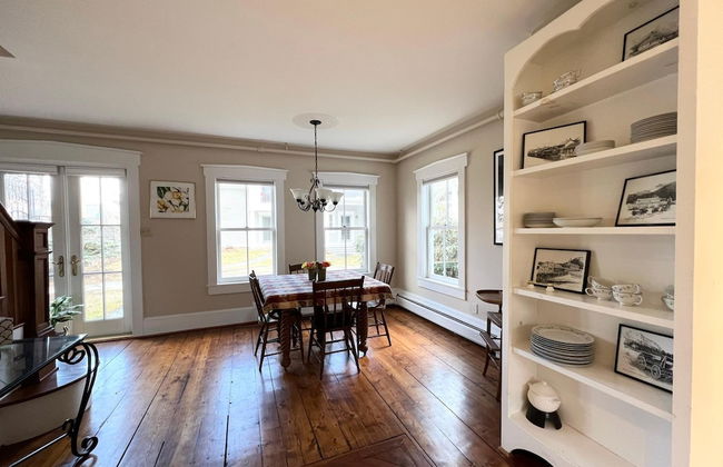 Mansion w 10 Bedrooms Pool and Theater - Foto 14