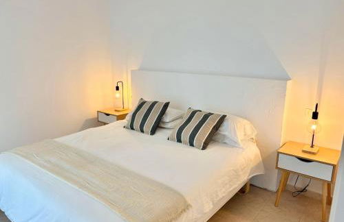 Marbella Beachside Apartment - 1 Min Walk to beach - Photo 15