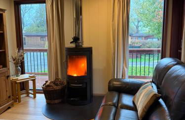 Charming 2 bedroom Lodge In the Shropshire Countryside with Fantastic Views - Foto 2