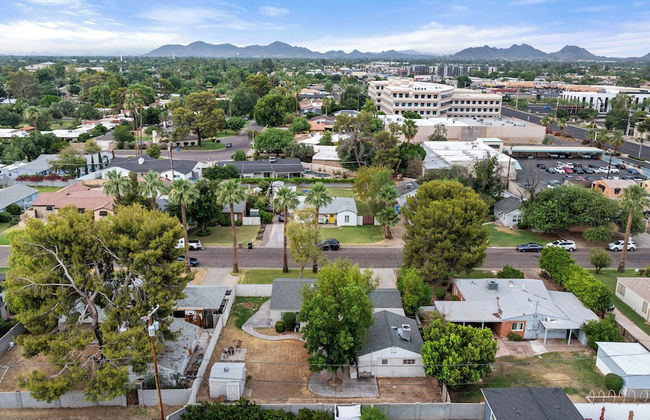 Sunlit Palm Cottage in Uptown Phoenix - Foto 18