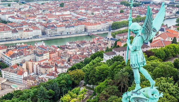 Explora Lyon en 60 minutos con un local - Foto 5