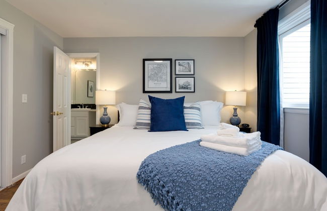 Green Hills Escape - Photo 3