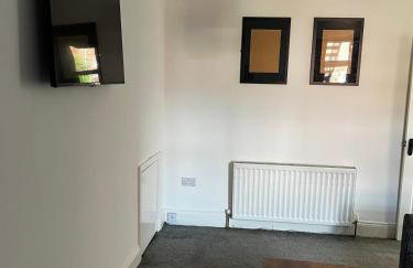 ResiLets - Ground Plessey Road Apt - Foto 11