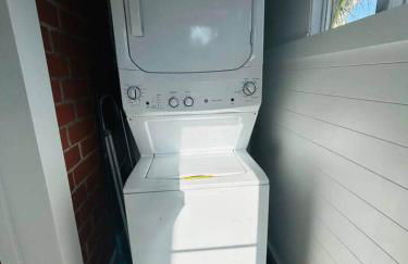 Hi Guest! It’s the upstairs of a cozy duplex. - Foto 10