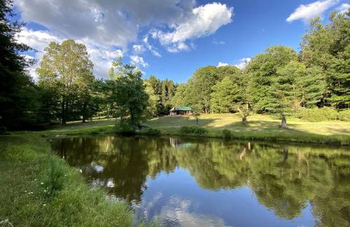 Gorgeous Cottage for Two, Overlooking Pond on 20 acres, Glamping in Pennsylvania - Foto 18