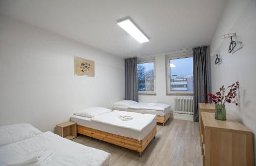 T&K Apartments 6 and 10 Room Apartment in Neuss for big Groups 22min to Fair DUS - Foto 36