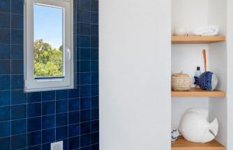 Charming Villa with Pool & Scenic Garden - Foto 51