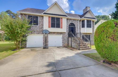 Home with Dog-Friendly Yard in Quiet Atlanta Suburb - Foto 1