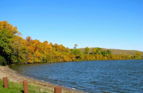 Family Fun! Sleeps 8, King Bed, 2 Queens, and Sofa Bed, Games - in Rogers - Foto 32