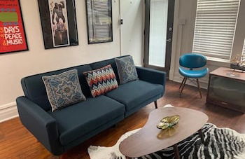 Lower East side NYC in Old Bisbee - Photo 2