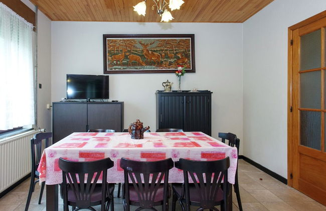 Quaint Holiday Home With Fenced Garden in Manhay - Photo 12