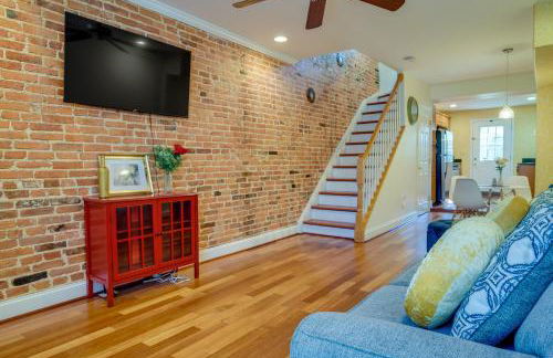 1 Mi to to MandT Bank Stadium Home with Rooftop Patio - Foto 1