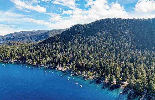 West Shore Lake House by Avantstay Ski Cabin w/ Backyard Sledding Hill! - Photo 52