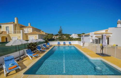 Villa Duas Sentinelas by Villa Plus - Photo 8