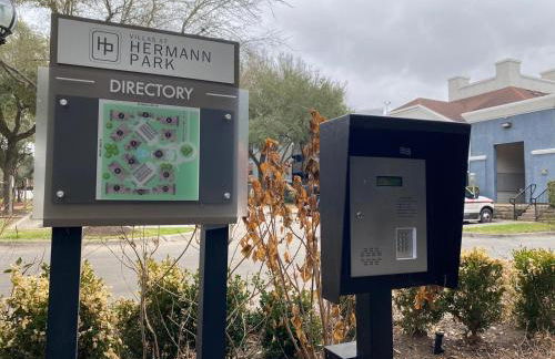 Hidden Gem at Med Center 2BR & 2BA Apartment - Foto 35