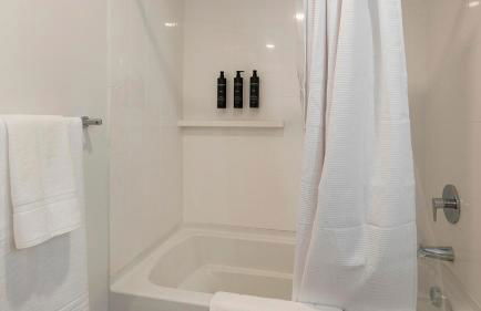 Landing Stylish 2BD Pool Gym - Foto 33