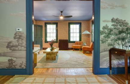 Relax in Style at Historic Modern on Main with Modern Amenities Wooded Views - Foto 20