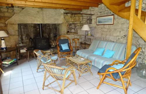 Stone House in Kersiny near the Beach - Photo 2