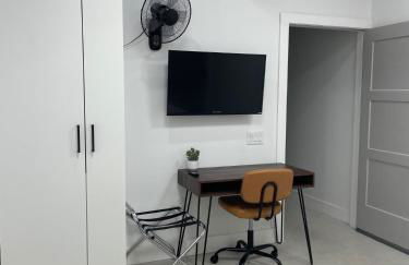 Fyrebird Place - Industrial Loft with Pavilion & Yard - Foto 21