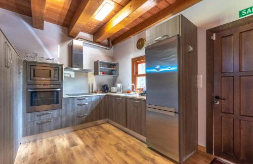 43B Nature with parking by Aston Rentals - Photo 7