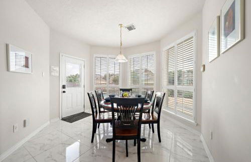 Houston Lake Retreat Pool Lake Front Spa - Foto 23