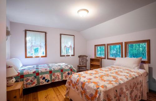 The Sanctuary - Halfway point between South Haven and Saugatuck - Walking distance to Lake Michigan - Foto 16