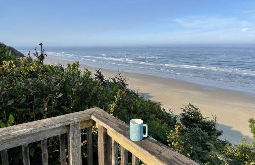 Ocean Front with Spectacular Views! 2 Bedroom, 2 Bath! Seal Rock Cottage! - Foto 1