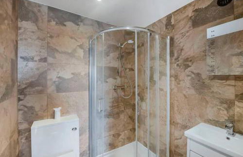 Wallace's Rest - Photo 18