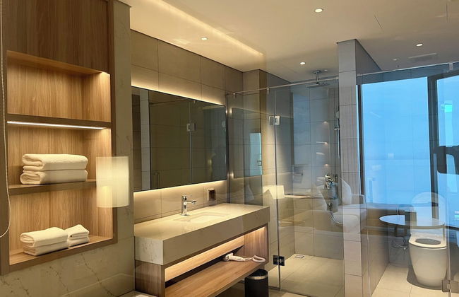 Lotus Alacarte Ha Long Hotel - Photo 13