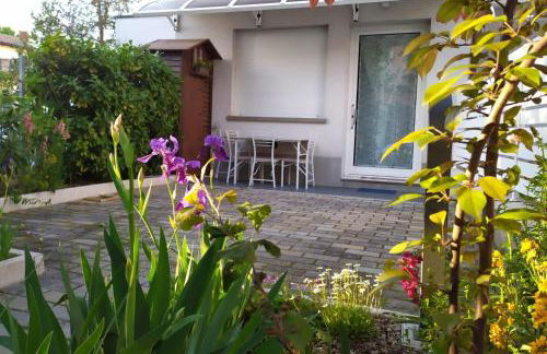 BHH Appartamento Signorini Bologna -wwwbolognaholidayhomecom- Parcheggio Riservato e Giardino - Holiday House Bologna Garden Parking - Foto 45