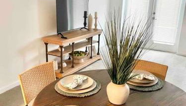 Colonial Stay- 7 BR-up to 14 Guests - Foto 5