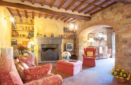 Romantic farmhouse villa Pallina to sleep 5 guests - Photo 23