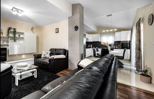 2 Bedroom Apartment Near Sibenik Krka Waterfalls - Foto 1