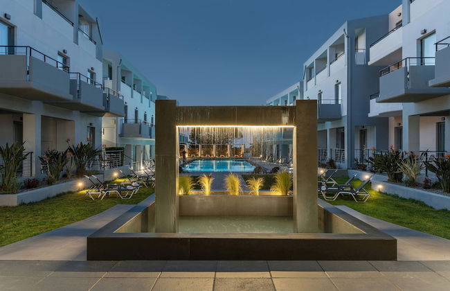 Sunrise Village Hotel - Photo 25