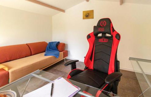 Awesome Home In Krusendorf Schwedeneck - Foto 3