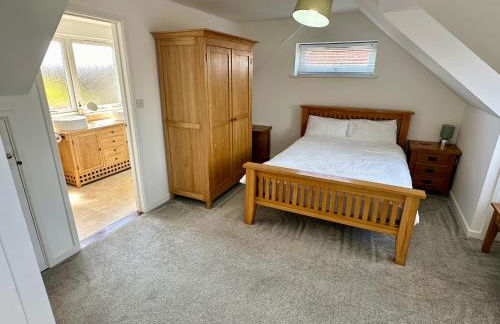 Detached, 5 Double Bedrooms, 3 En-Suites, 5 Car Parking - Foto 3